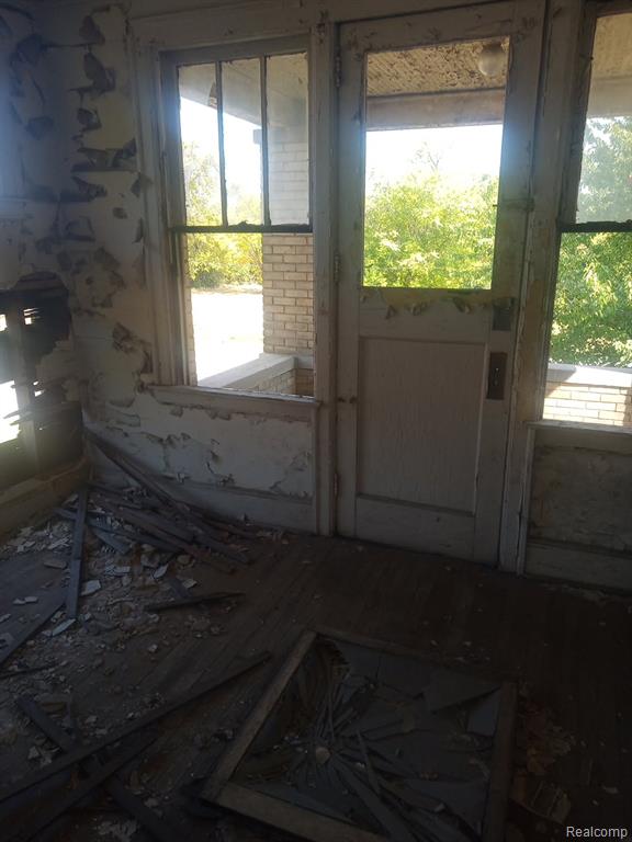9359 Broadstreet Avenue, Detroit, MI 48204 — Photo 12