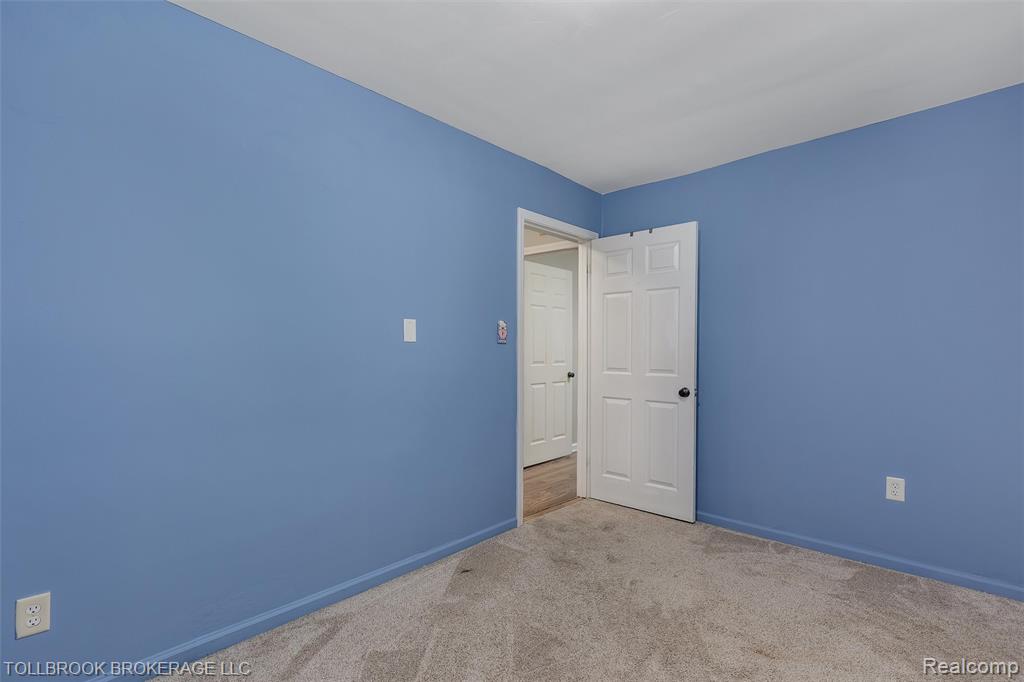 4105 Beach Road, Troy, MI 48098 — Photo 16