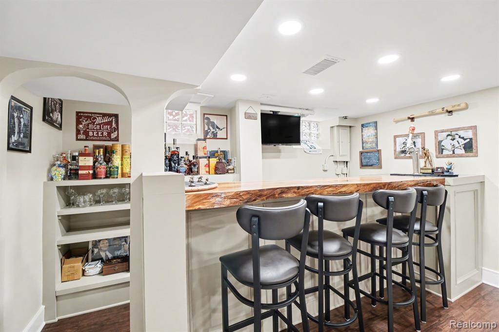 26079 York Road, Huntington Woods, MI — Photo 18