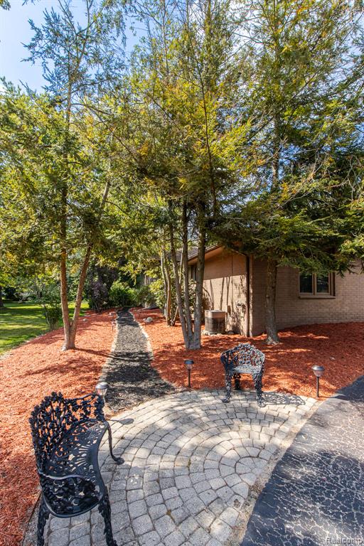 73 Nevada Avenue, Rochester Hills, MI 48309 — Photo 44