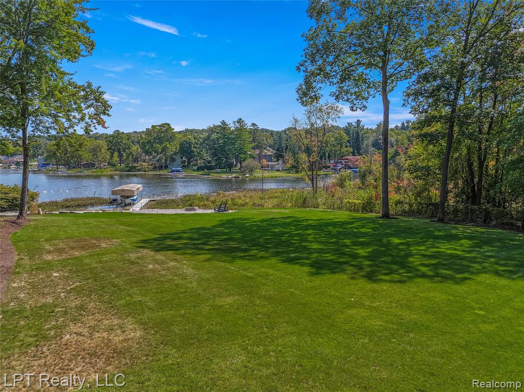5029 Forest Valley Drive, Clarkston, MI 48348 — Photo 92