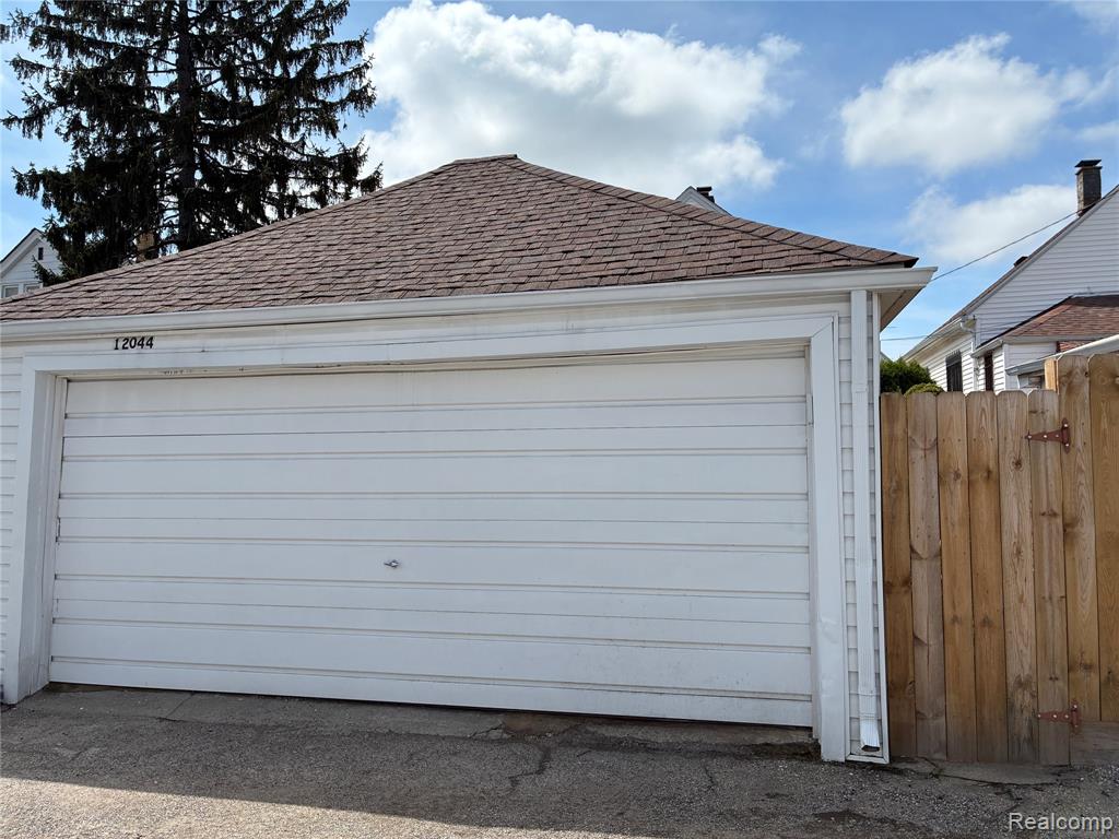 12044 Sobieski Street, Hamtramck, MI 48212 — Photo 25