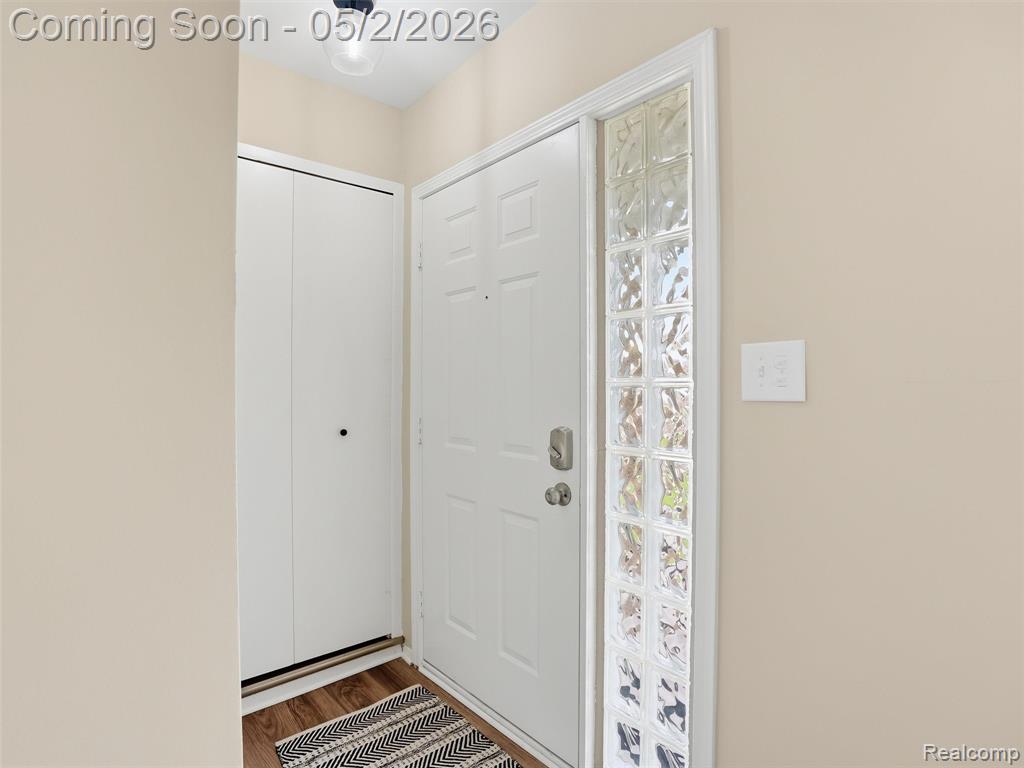 8618 Alwardt Drive, Sterling Heights, MI 48313 — Photo 4