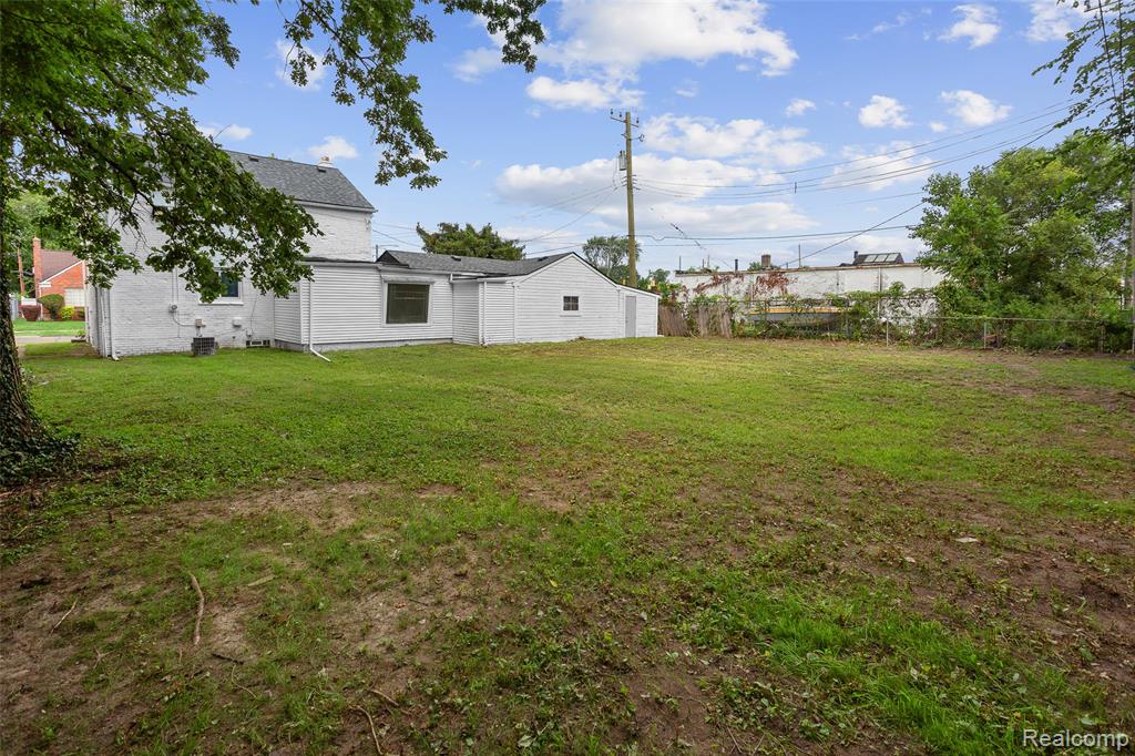 8604 Meyers Road, Detroit, MI 48228 — Photo 12