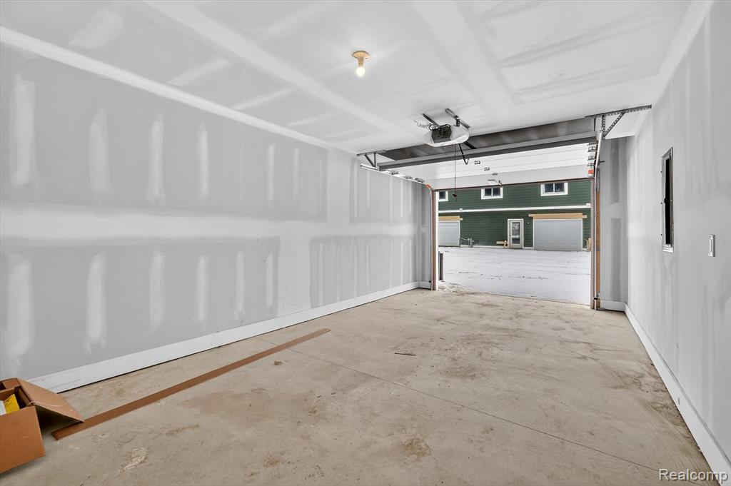 54609 Brenda Drive, Macomb, MI 48042 — Photo 38
