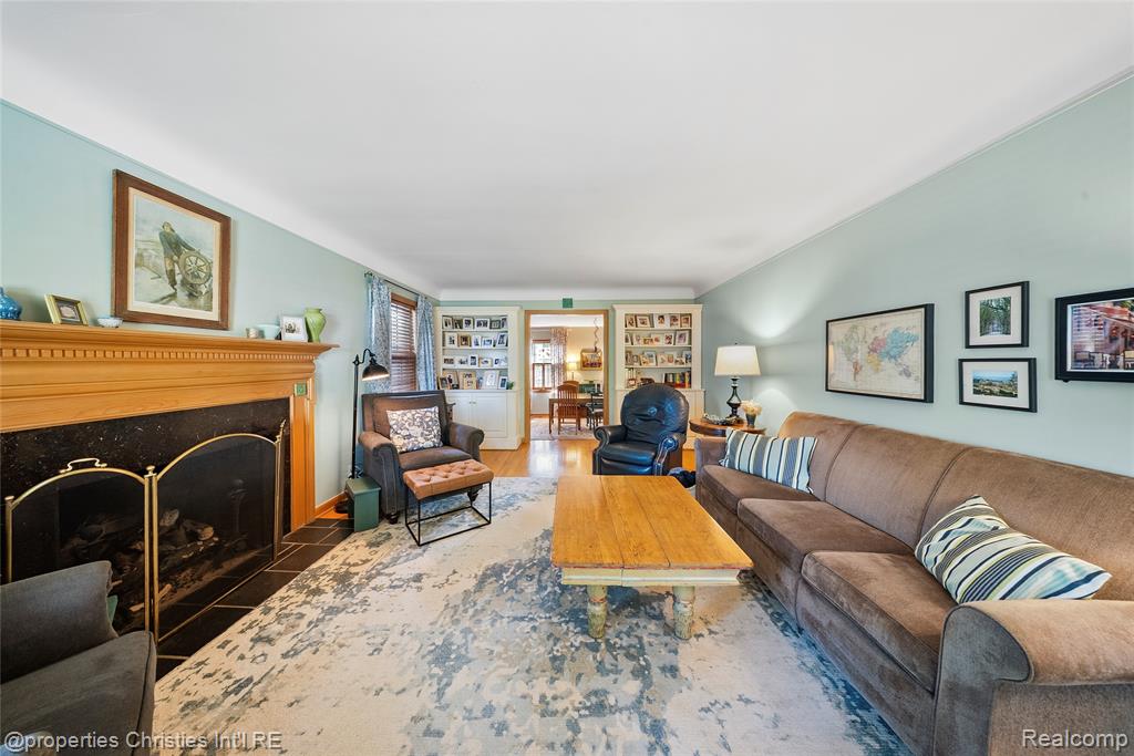 713 Claremont Street, Dearborn, MI 48124 — Photo 6