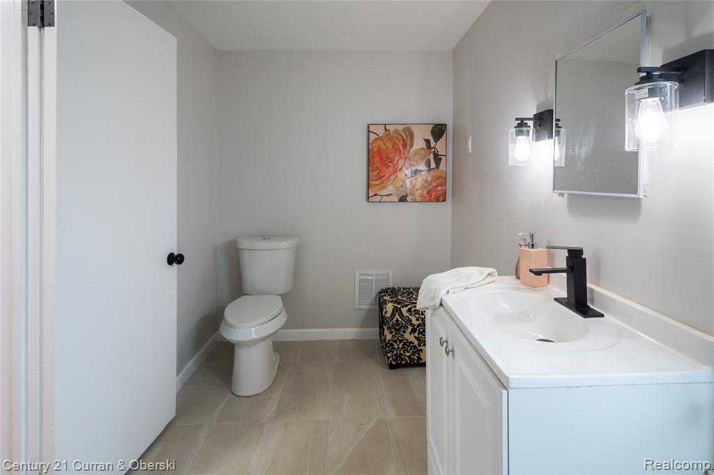 9259 W Outer Drive, Detroit, MI 48219 — Photo 25