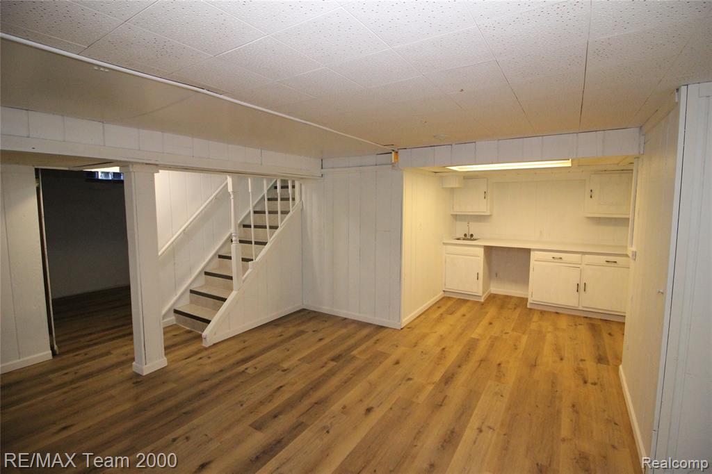8631 Whitefield Street, Dearborn Heights, MI 48127 — Photo 17