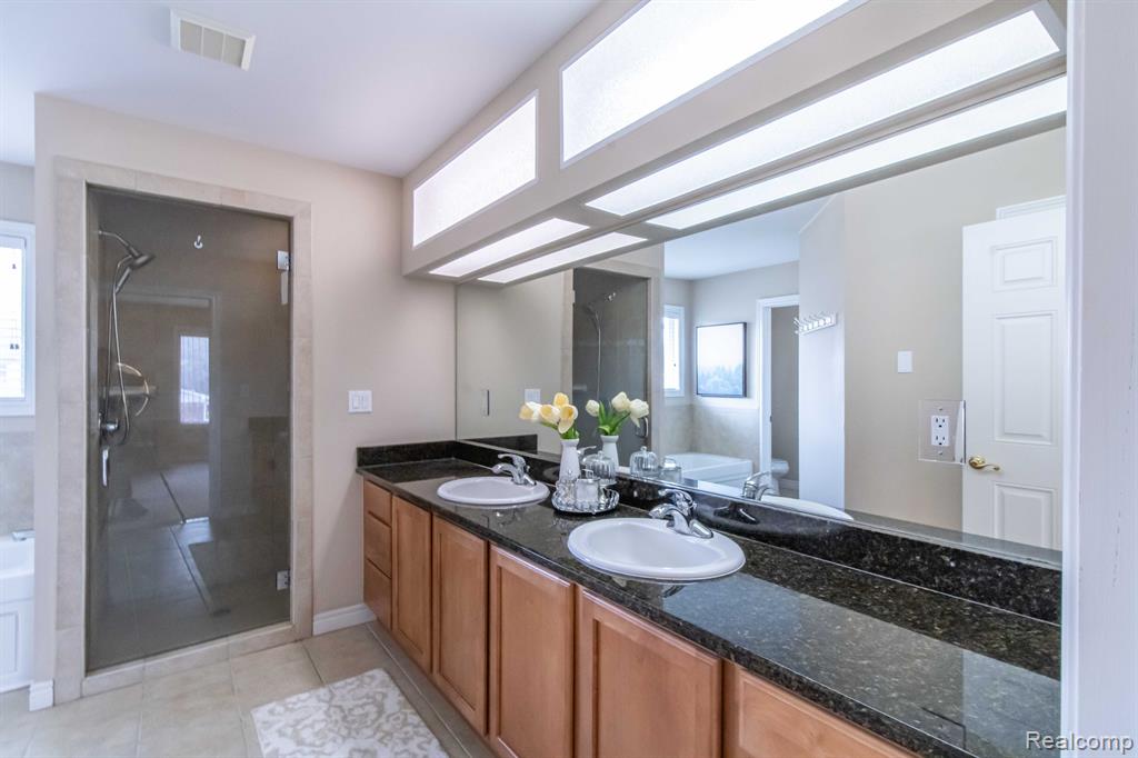 43741 GATEHOUSE, Canton, MI 48187 — Photo 15