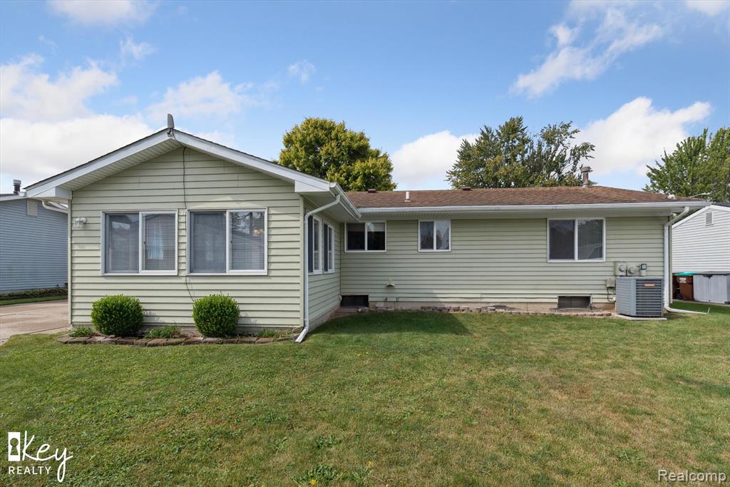 32403 Truman Road, Rockwood, MI — Photo 42