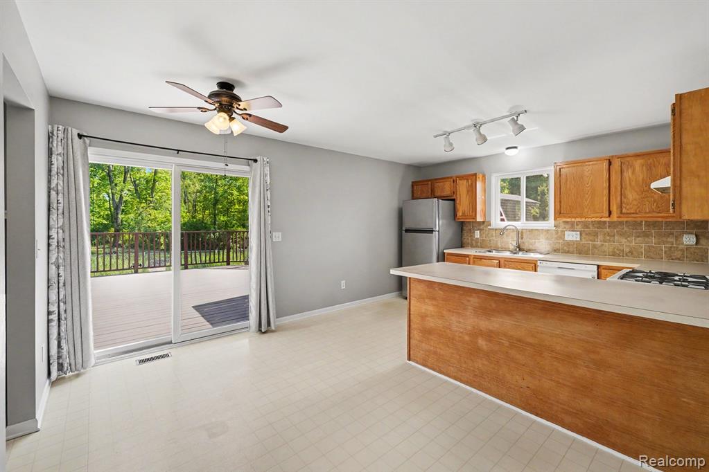 9312 Sandy Hollow Lane, Davison, MI 48423 — Photo 7