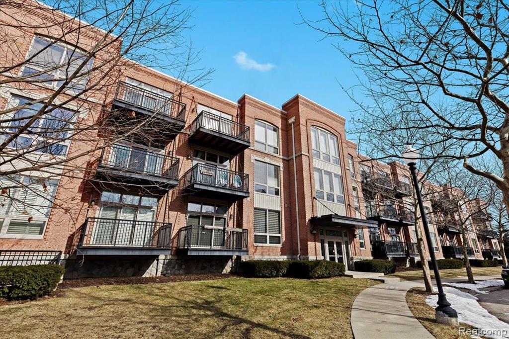 101 S UNION Street, 208, Plymouth, MI 48170 — Photo 2