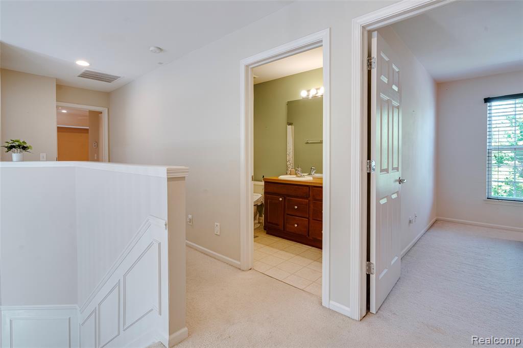 50042 Black Horse Lane, Canton, MI 48188 — Photo 54