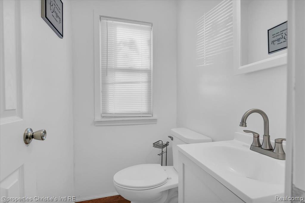 15751 Vaughan Street, Detroit, MI 48223 — Photo 17