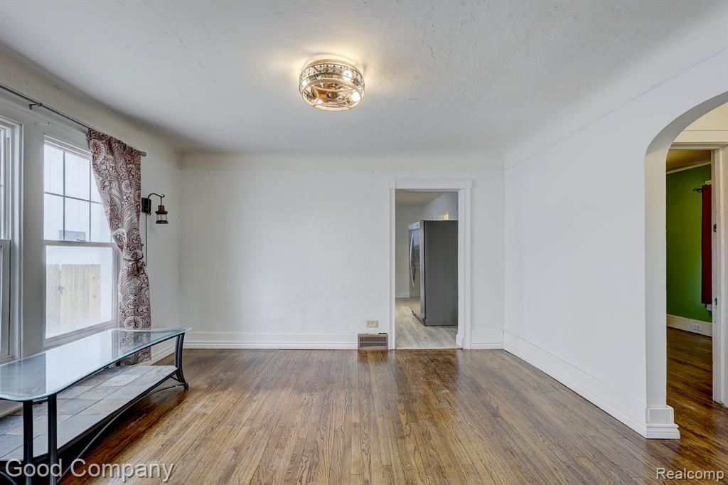 736 E Meyers Avenue, Hazel Park, MI 48030 — Photo 10