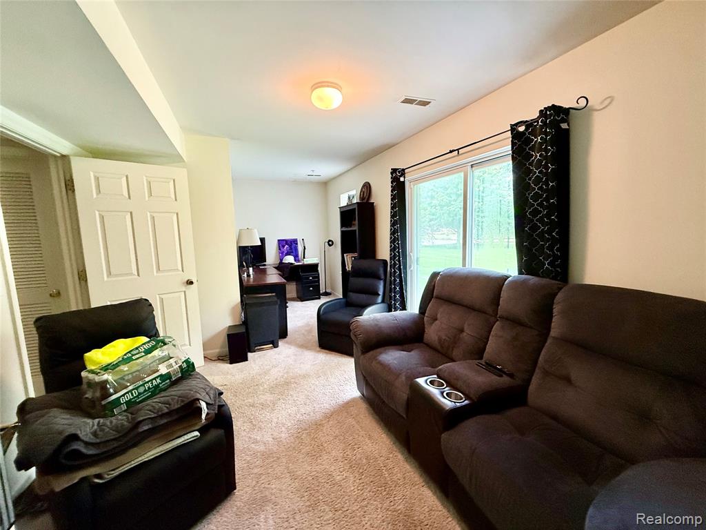 609 Cherry Orchard Road, Canton, MI 48188 — Photo 16