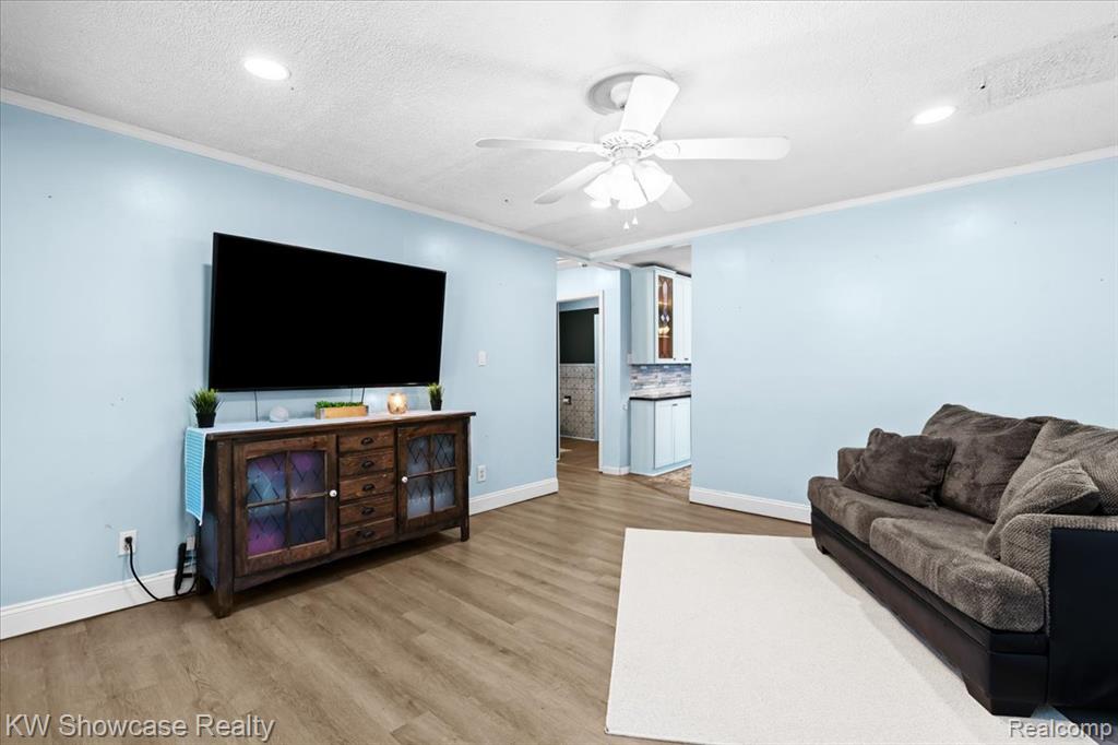 9333 Beechcrest Street, White Lake, MI — Photo 5