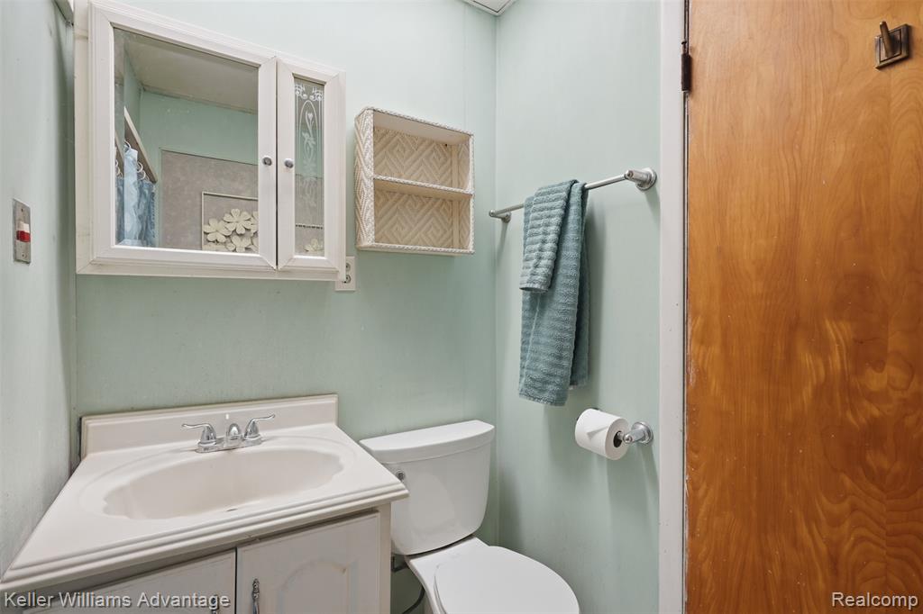 4218 Huron Street, Dearborn Heights, MI 48125 — Photo 16