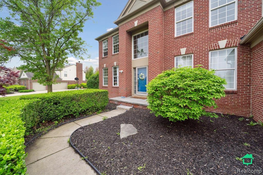 49110 MANHATTAN Circle, Canton, MI 48188 — Photo 5