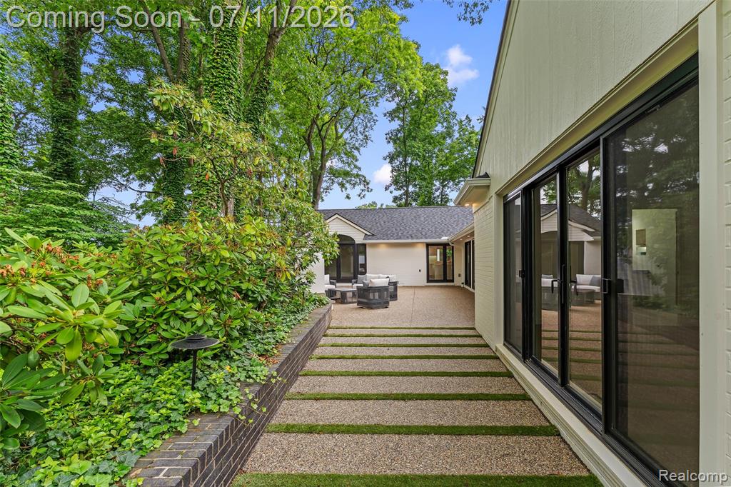 4154 Nearbrook Road, Bloomfield Hills, MI 48302 — Photo 41