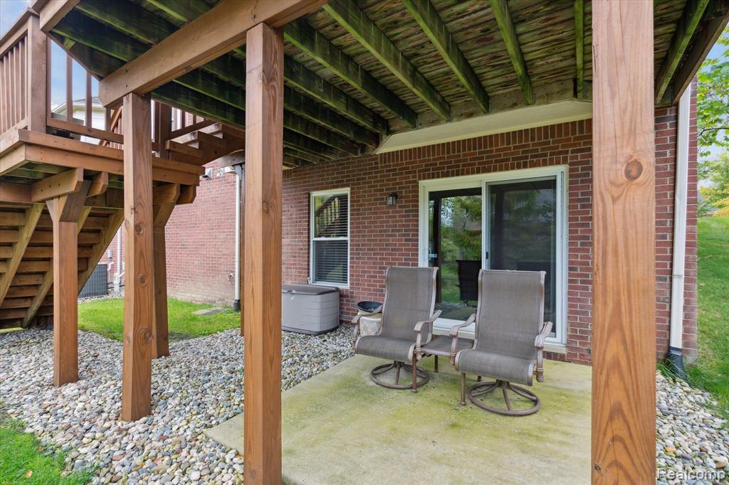 40627 LENOX PARK Drive, Novi, MI 48377 — Photo 26
