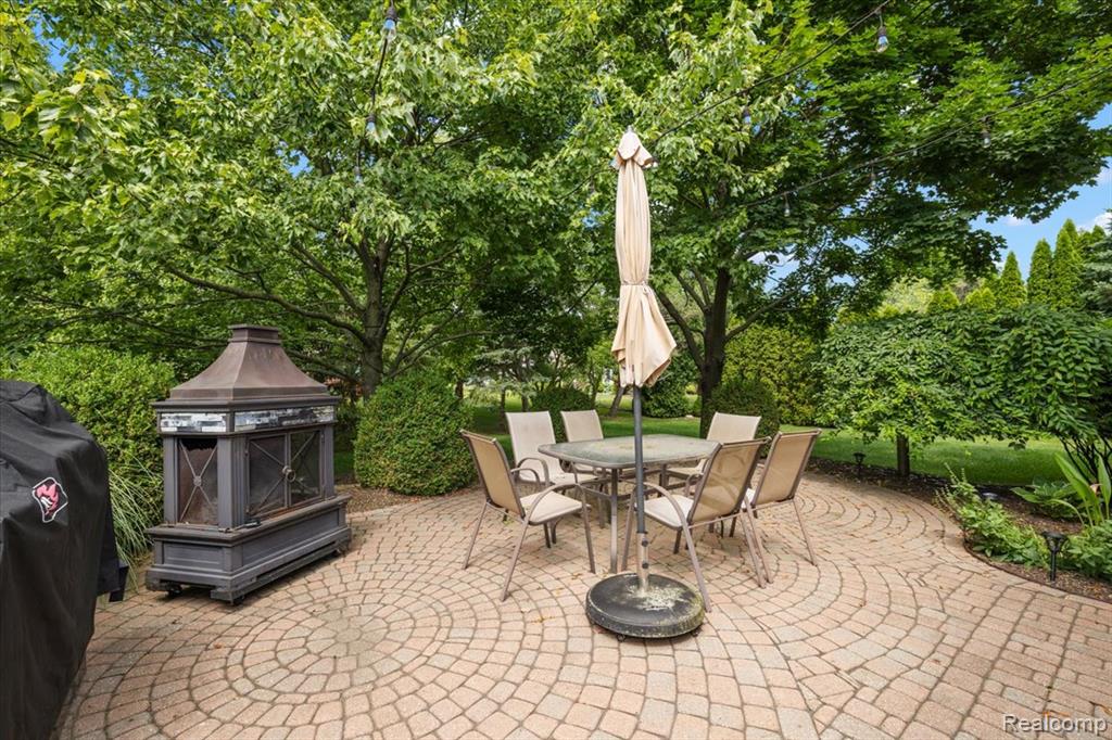 6591 Tree Knoll Drive, Troy, MI 48098 — Photo 57