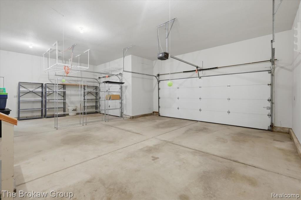 10261 Coachman Court, Davison, MI 48423 — Photo 51