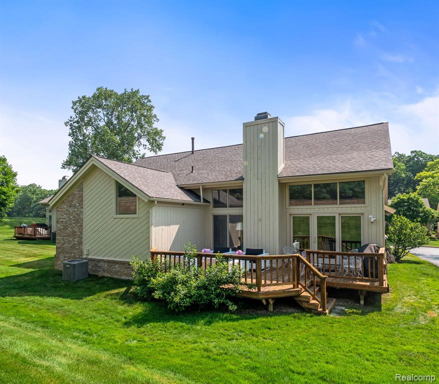 6420 Apple Grove Lane, Bloomfield Hills, MI 48301 — Photo 30