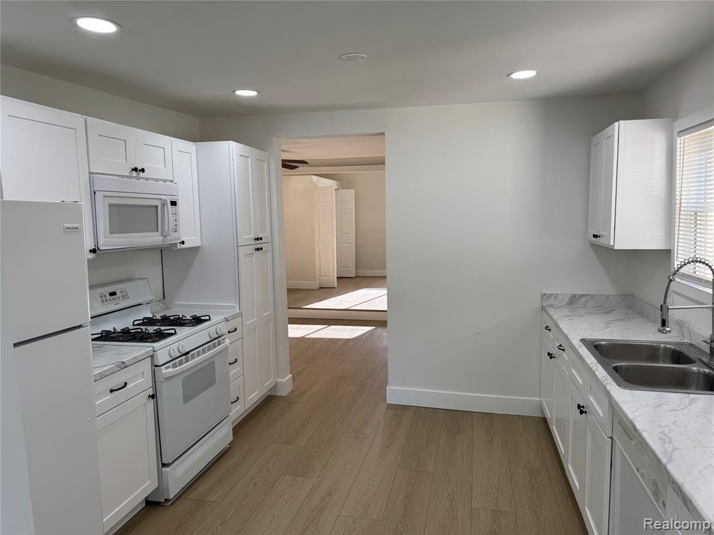 29240 McDonald Street, Roseville, MI 48066 — Photo 10