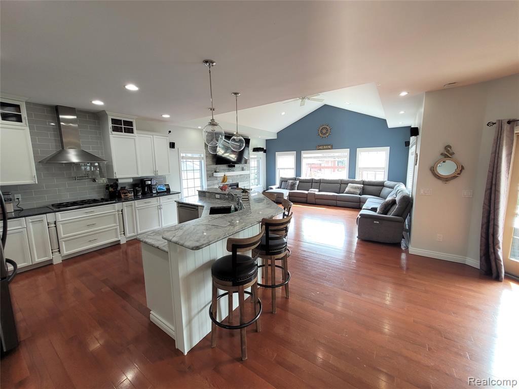 22434 Lange Street, Saint Clair Shores, MI 48080 — Photo 7