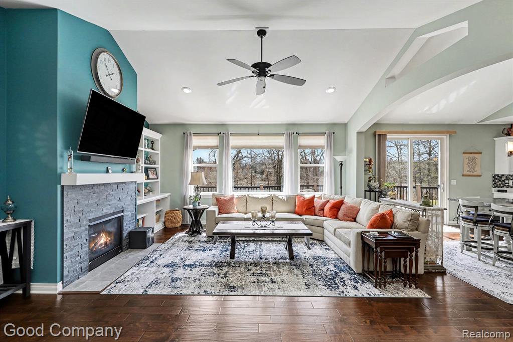 900 Watersmeet Drive, Oxford, MI 48371 — Photo 8