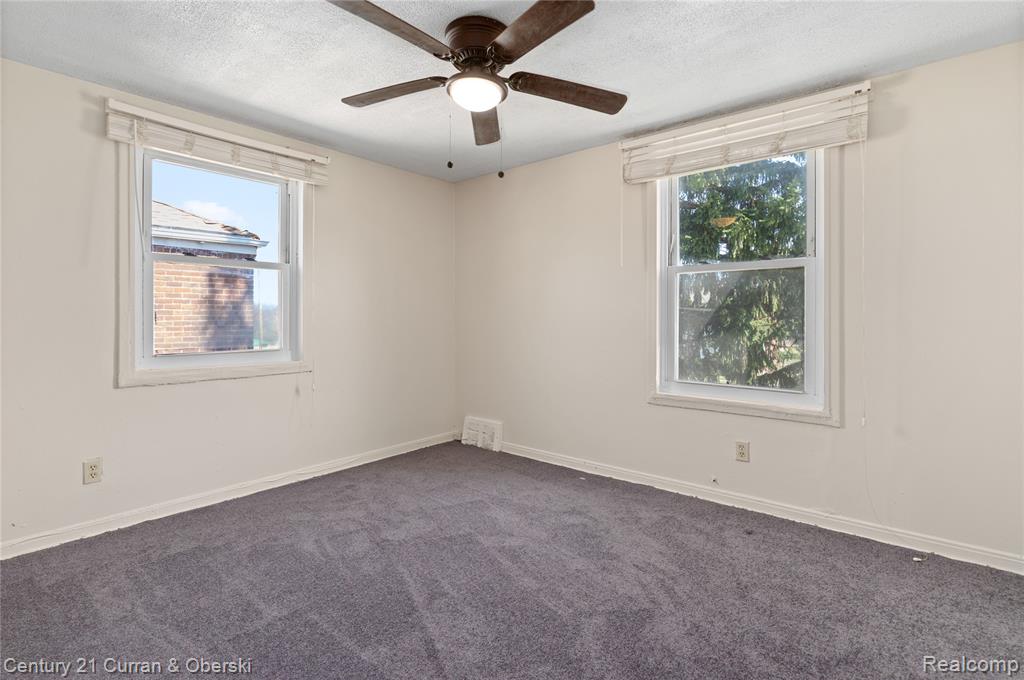 9145 Mettetal, Detroit, MI 48228 — Photo 10