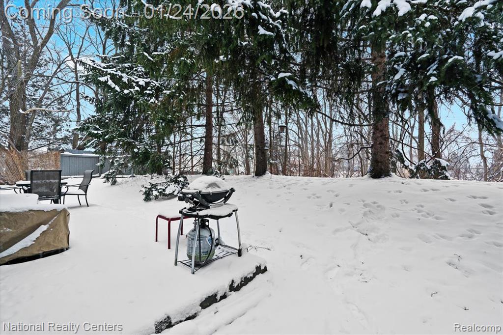 485 Winwood Circle, 115, Walled Lake, MI 48390 — Photo 41