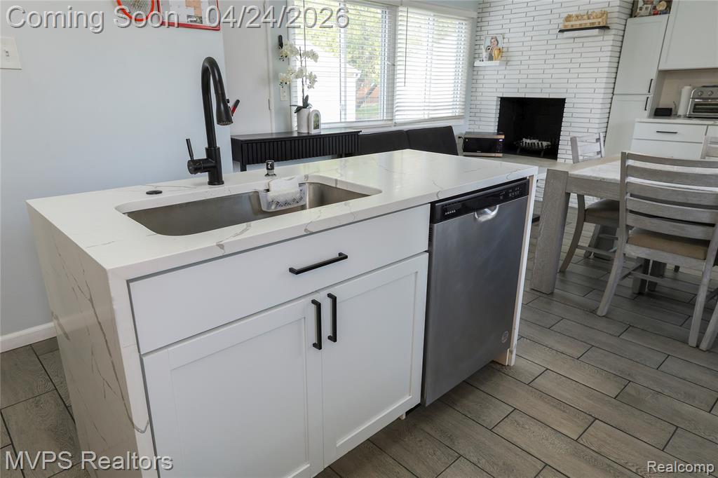 5217 Streefkerk Dr Drive, Warren, MI 48092 — Photo 11