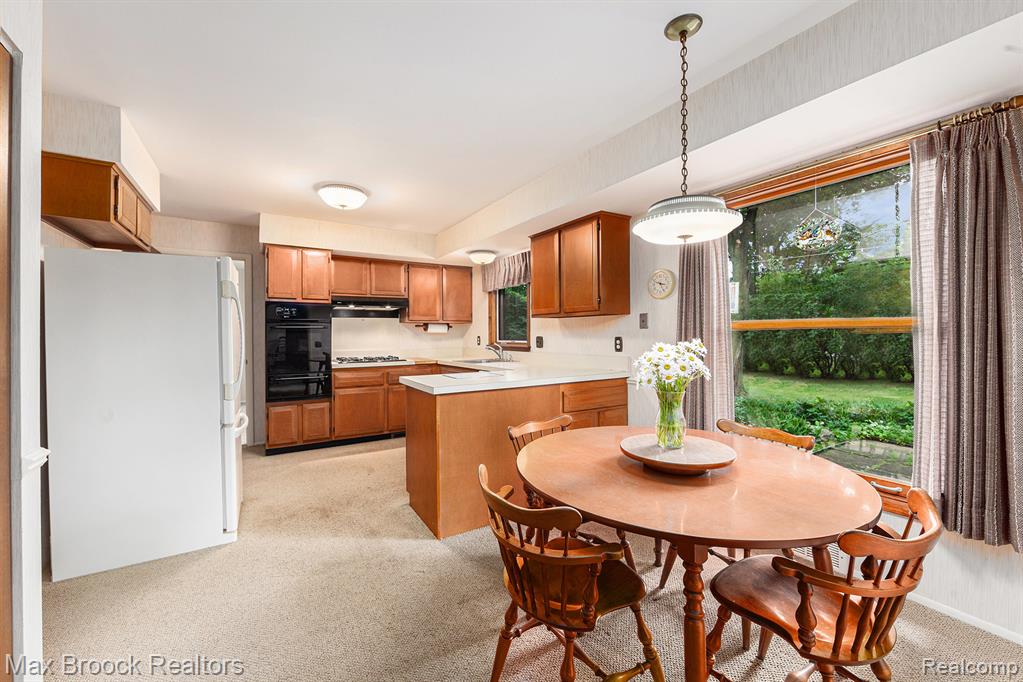 942 S Shady Hollow Circle, Bloomfield Hills, MI 48304 — Photo 7