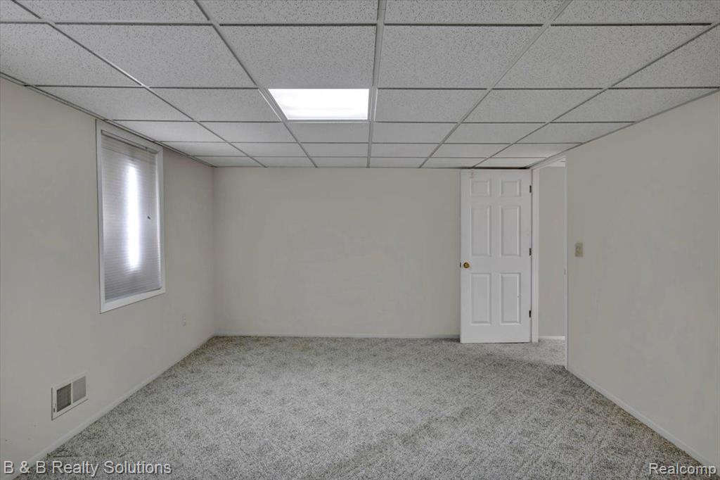 460 FAIRGROVE Street, Romeo, MI 48065 — Photo 24