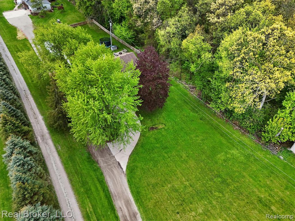 56-3885-Morgan-Rd-Orion-Township-MI-48359-WindowStill.jpg
