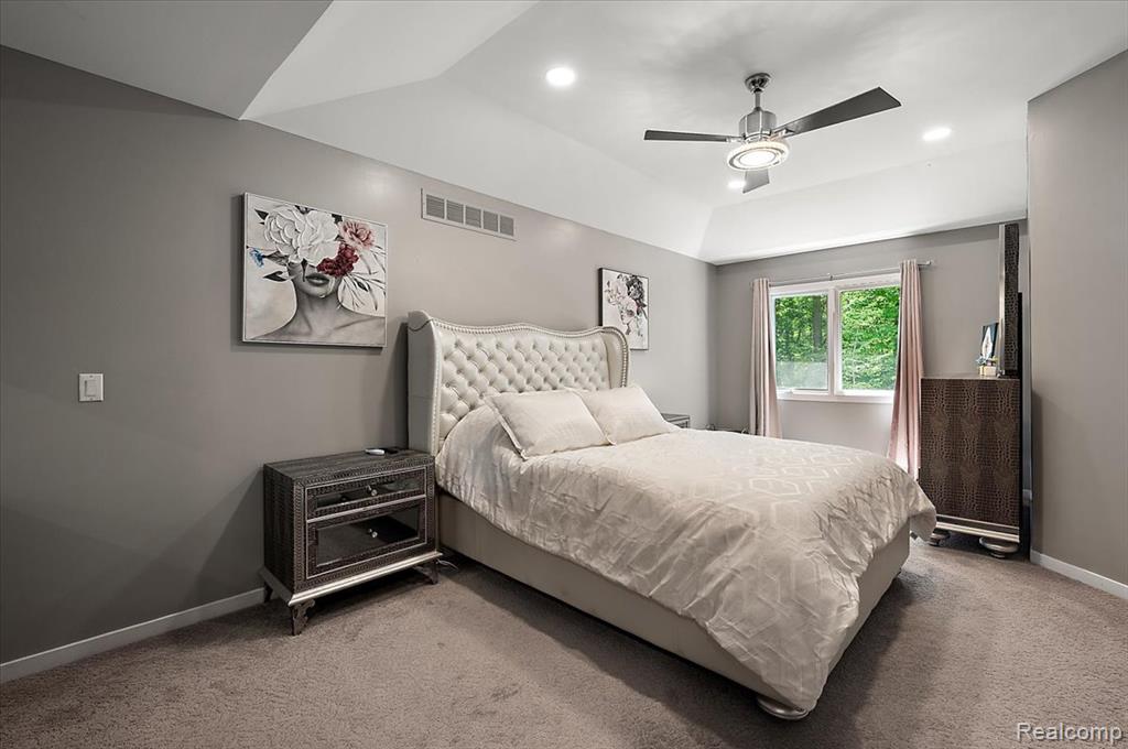 6280 Branford Drive, West Bloomfield, MI — Photo 44