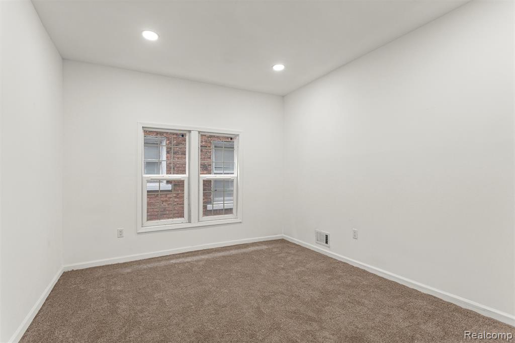 7432 Churchill Street, Detroit, MI 48206 — Photo 18