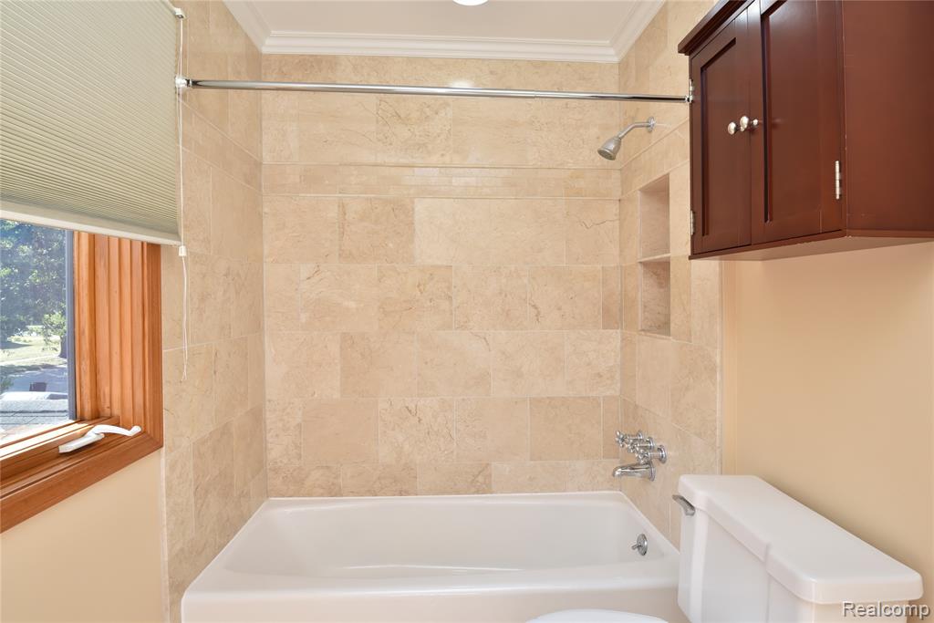 4451 Cypress Drive, Troy, MI 48085 — Photo 30