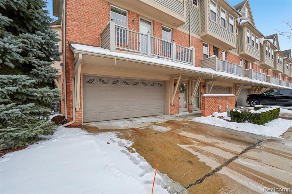 56706 LONGHORN Drive, Shelby Twp, MI 48316 — Photo 3