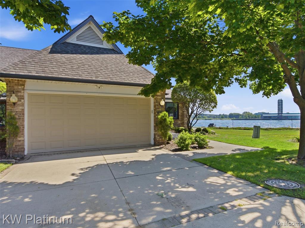 1842 Edison Shores Place, Port Huron, MI 48060 — Photo 52