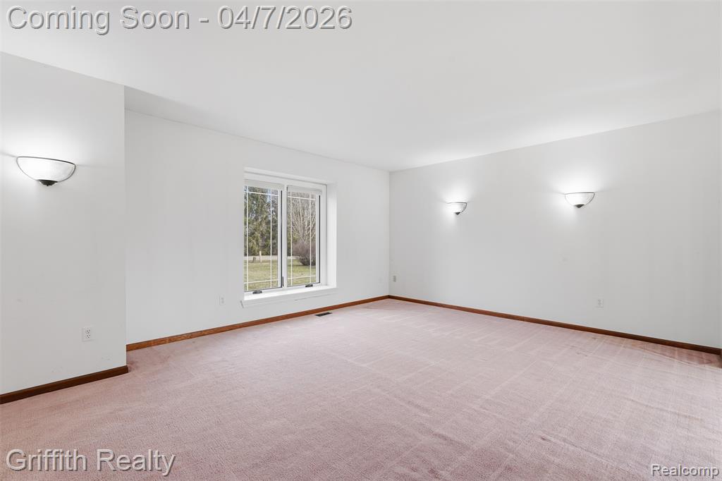 2142 Cumberland Drive, Brighton, MI 48114 — Photo 14
