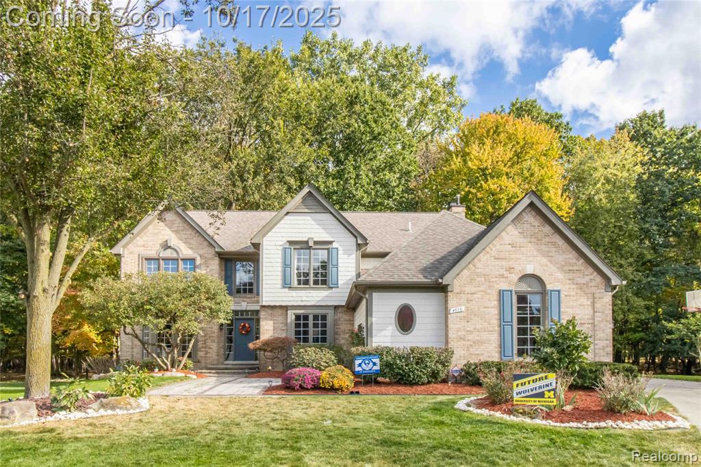 4070 Blue Heron Drive, Auburn Hills, MI 48326 — front exterior