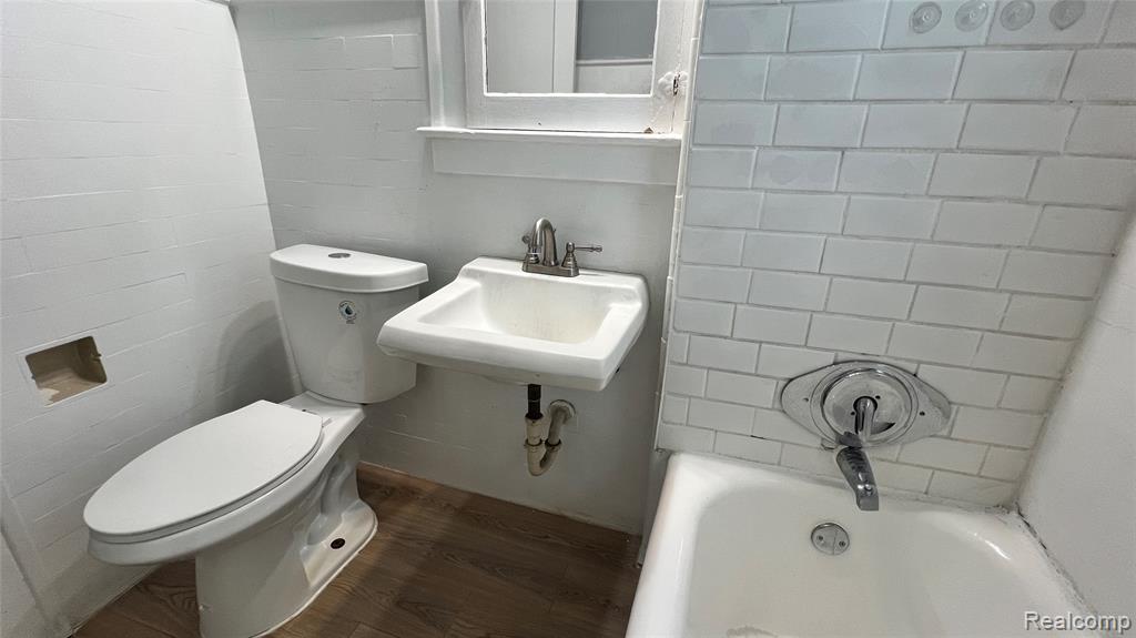 3337 Sturtevant Street, Detroit, MI 48206 — Photo 8
