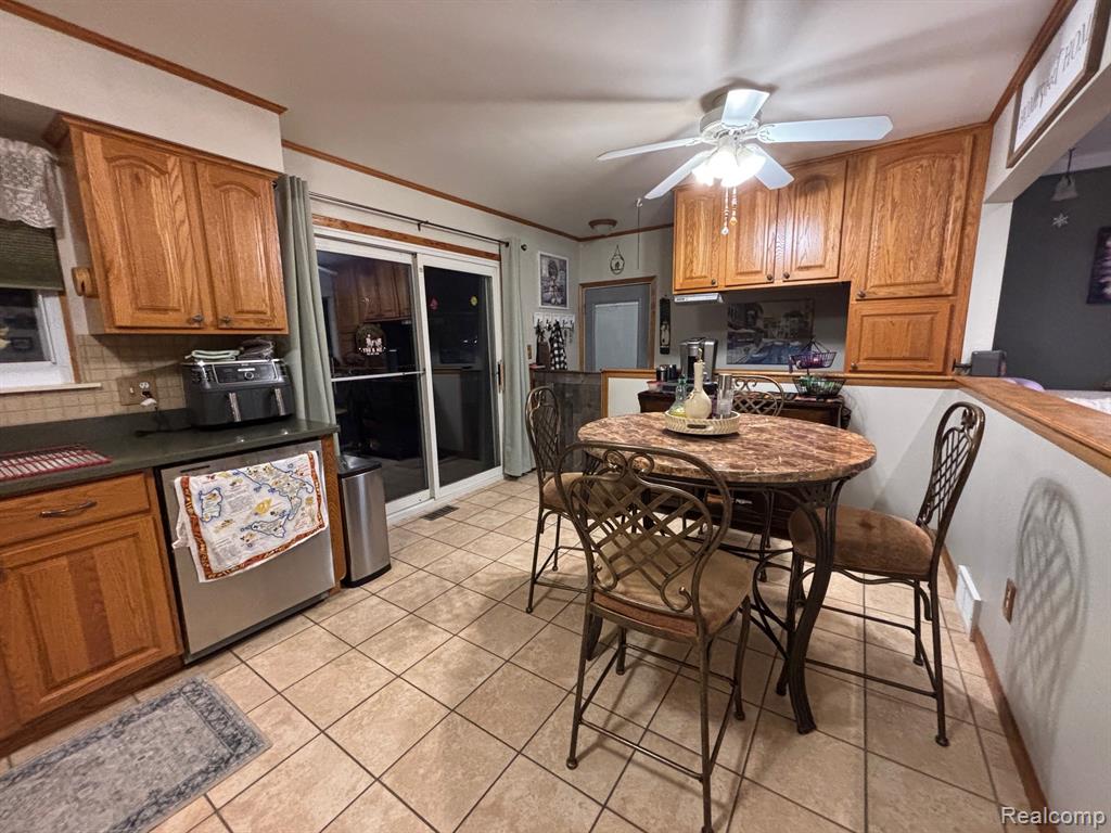 40724 Pickett Ridge Road, Sterling Heights, MI 48313 — Photo 4