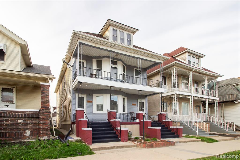 3273 Yemans Street, Hamtramck, MI 48212 — front exterior