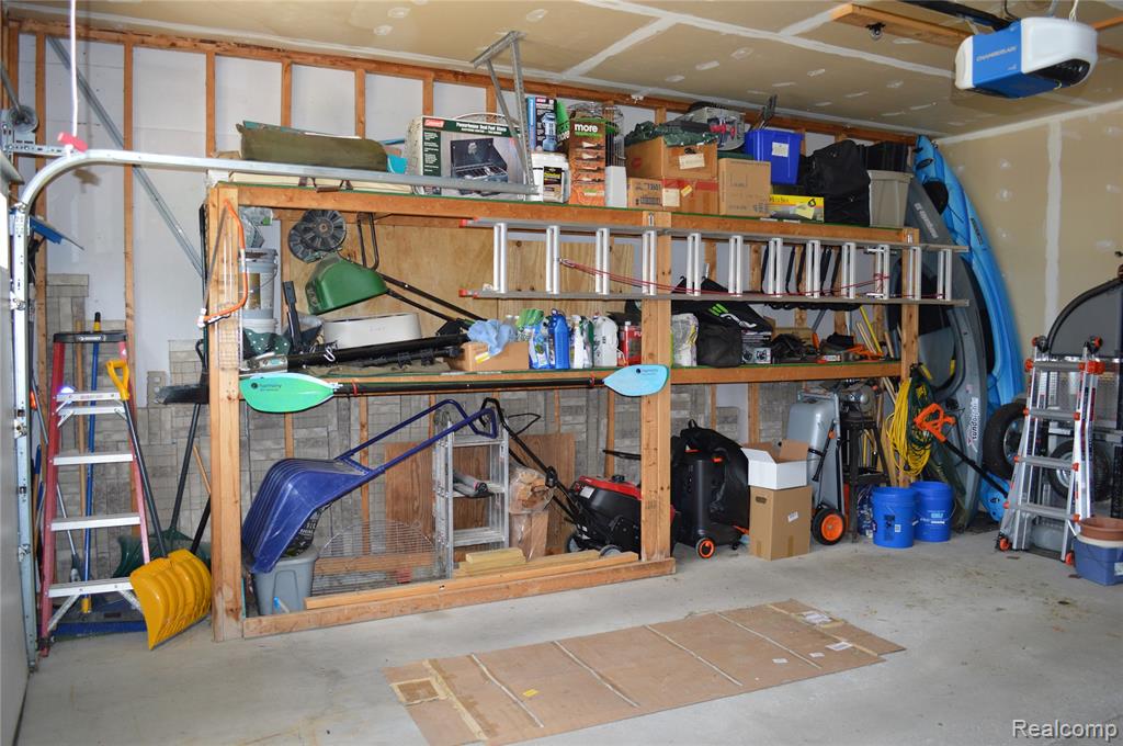 5708 Berwick Court, Clarkston, MI — Photo 32
