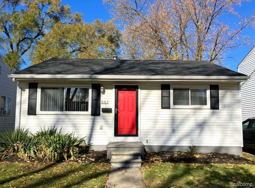 861 E DALLAS Avenue, Madison Heights, MI 48071 — Photo 3