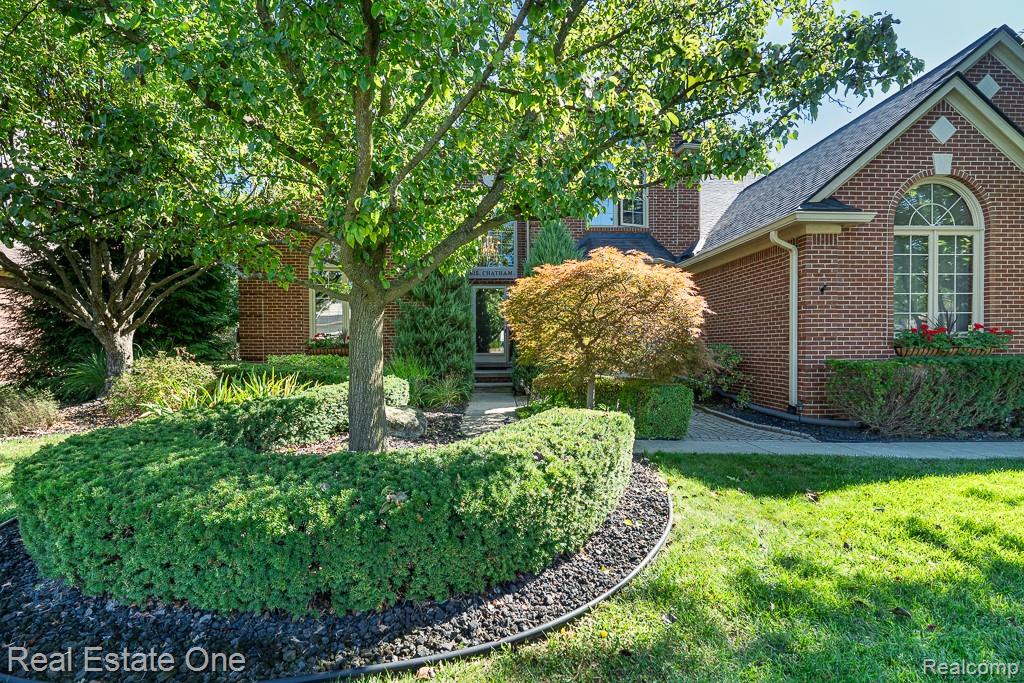 6615 Chatham Circle, Rochester Hills, MI 48306 — Photo 56